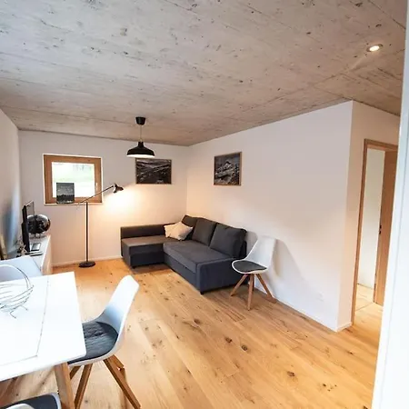 Casa Acletta - In * ヴァルベラ